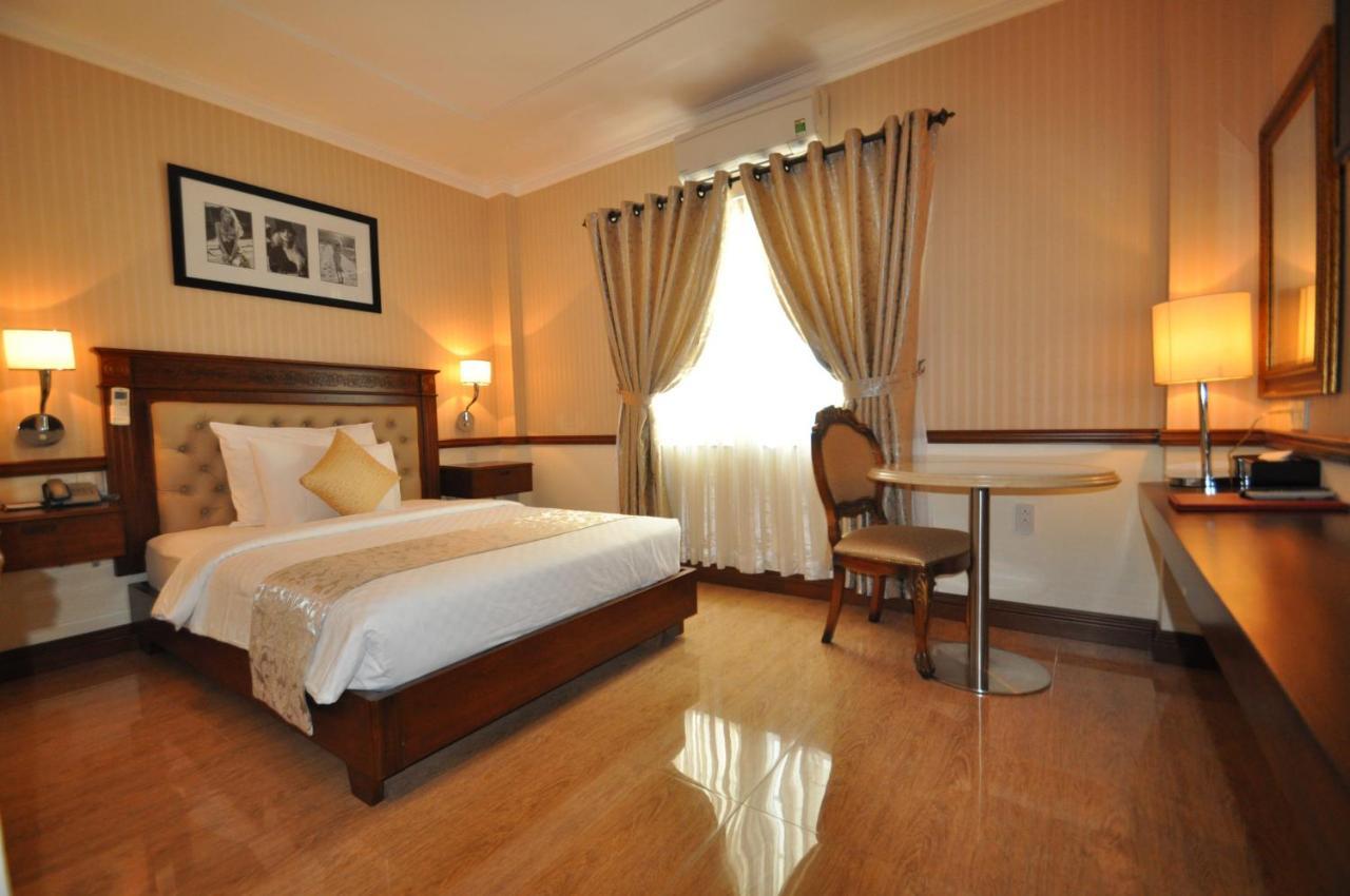Central Hotel & Residences Swimming Pool Ho Şi Min Exterior foto